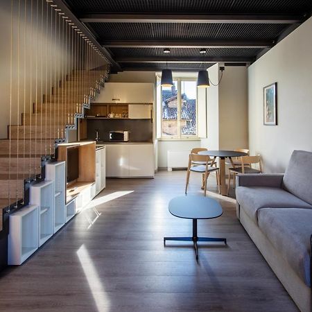 Palazzo Le Poste - Suite And Apartments 파르마 외부 사진