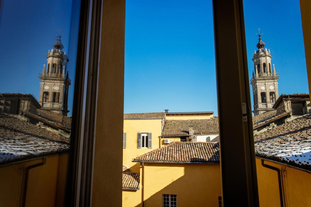 Palazzo Le Poste - Suite And Apartments 파르마 외부 사진