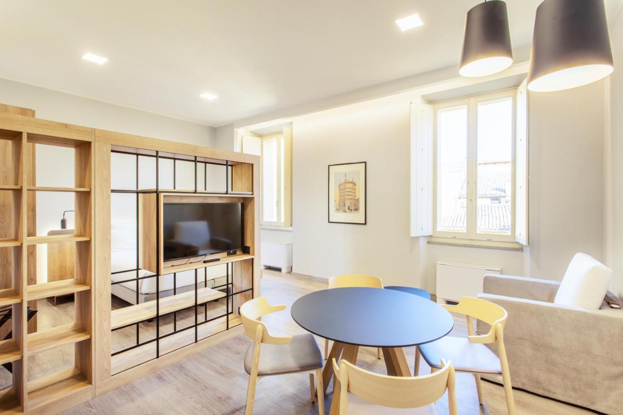 Palazzo Le Poste - Suite And Apartments 파르마 외부 사진