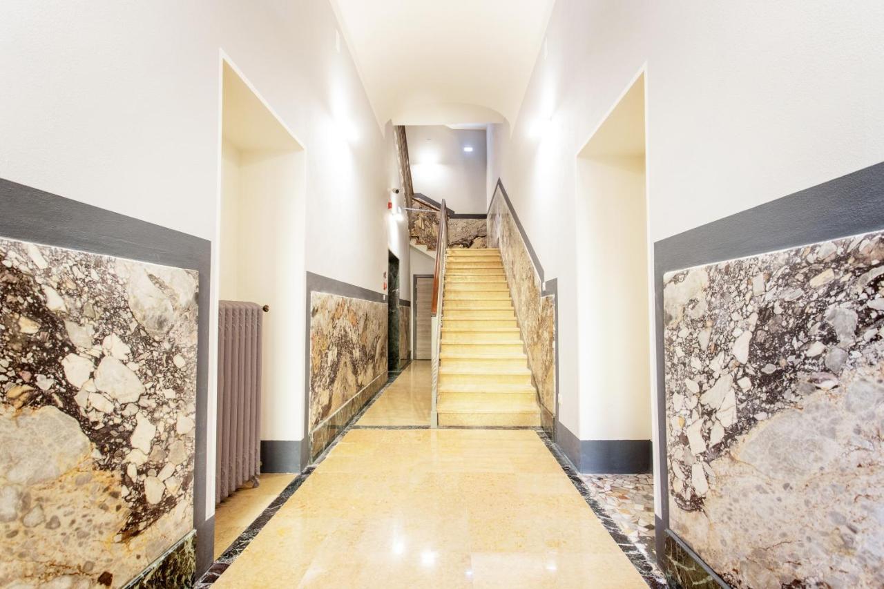 Palazzo Le Poste - Suite And Apartments 파르마 외부 사진