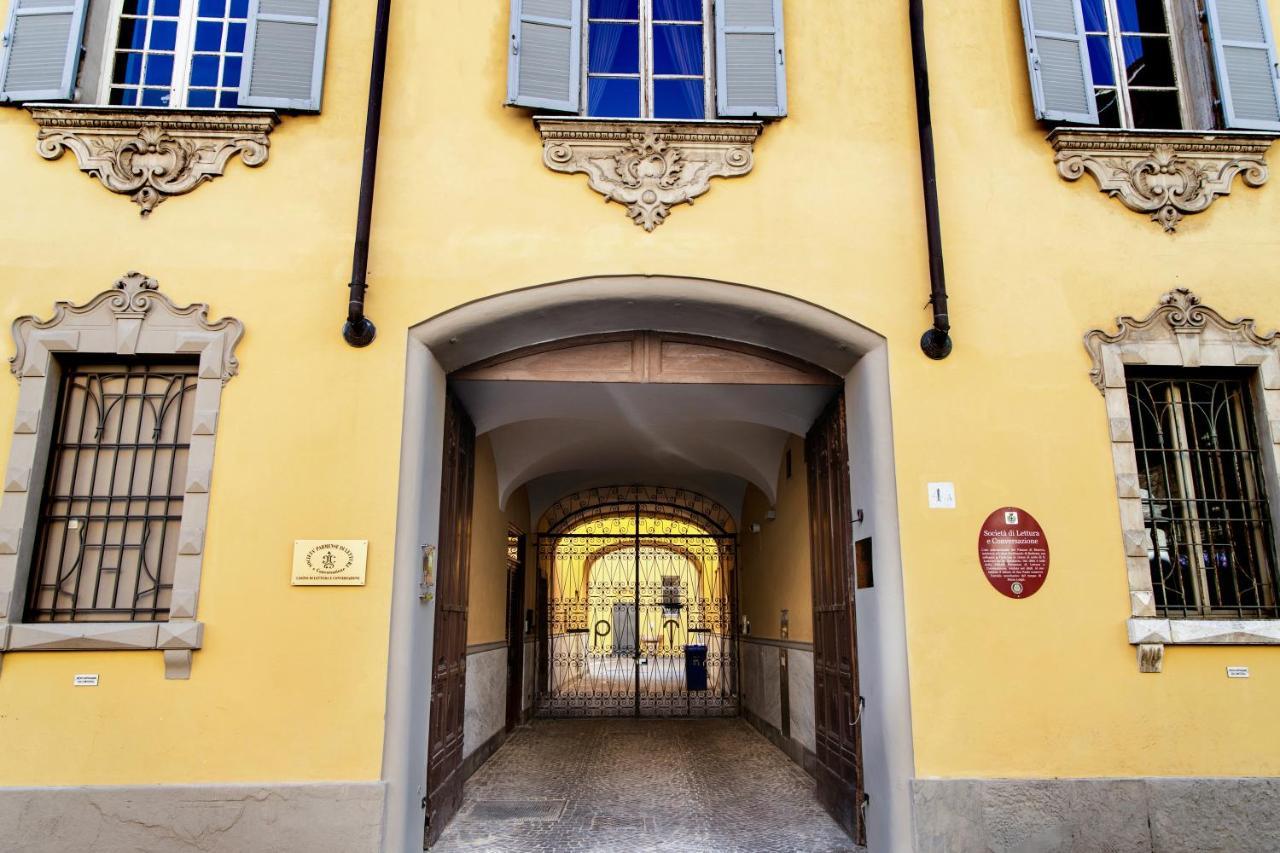 Palazzo Le Poste - Suite And Apartments 파르마 외부 사진