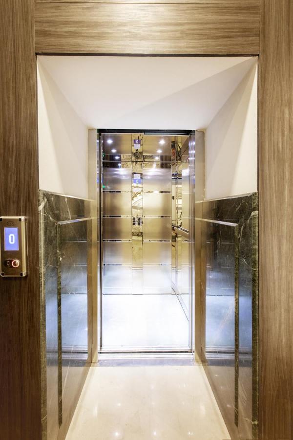 Palazzo Le Poste - Suite And Apartments 파르마 외부 사진